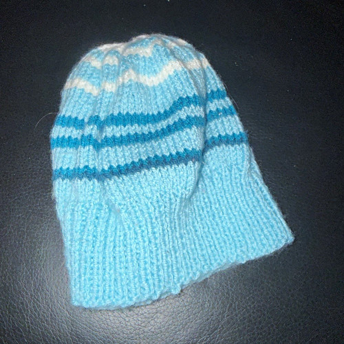 Adult hand knit - hat, in