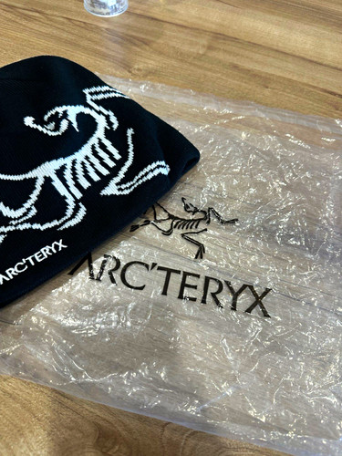 Arc teryx fernie toque black - fernie,